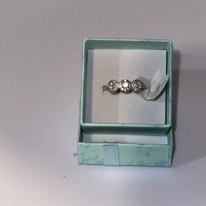 Bomb party Elegant Silver Ring size 6